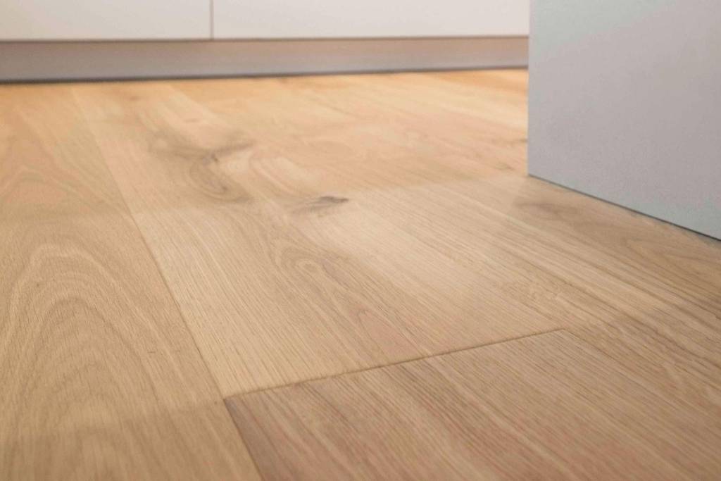 Parquet Chêne Semi-Massif 15/3,5 x 290 x 3000 Wide Vernis Naturel